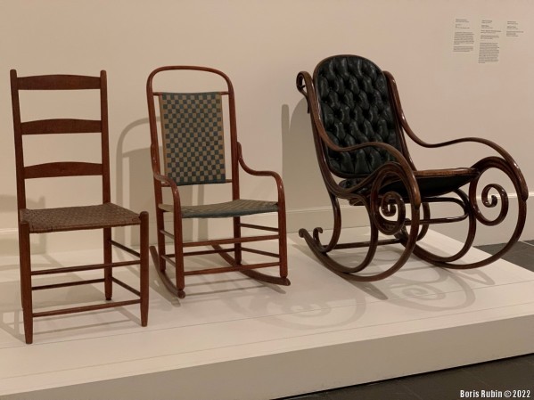 Венское кресло-качалка (справа)